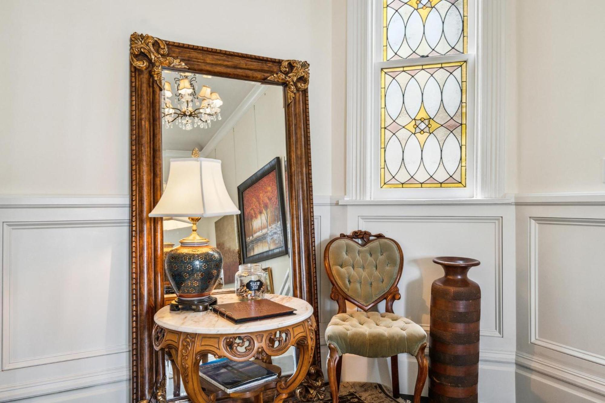 Historic & Charming Victorian Home Sleeps 11 サンフランシスコ エクステリア 写真